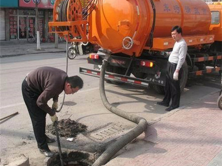 新城清掏化粪池，健康生活从这里开始